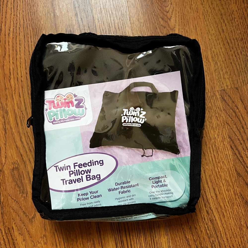 Twin Z Pillow Feeding Travel Bag